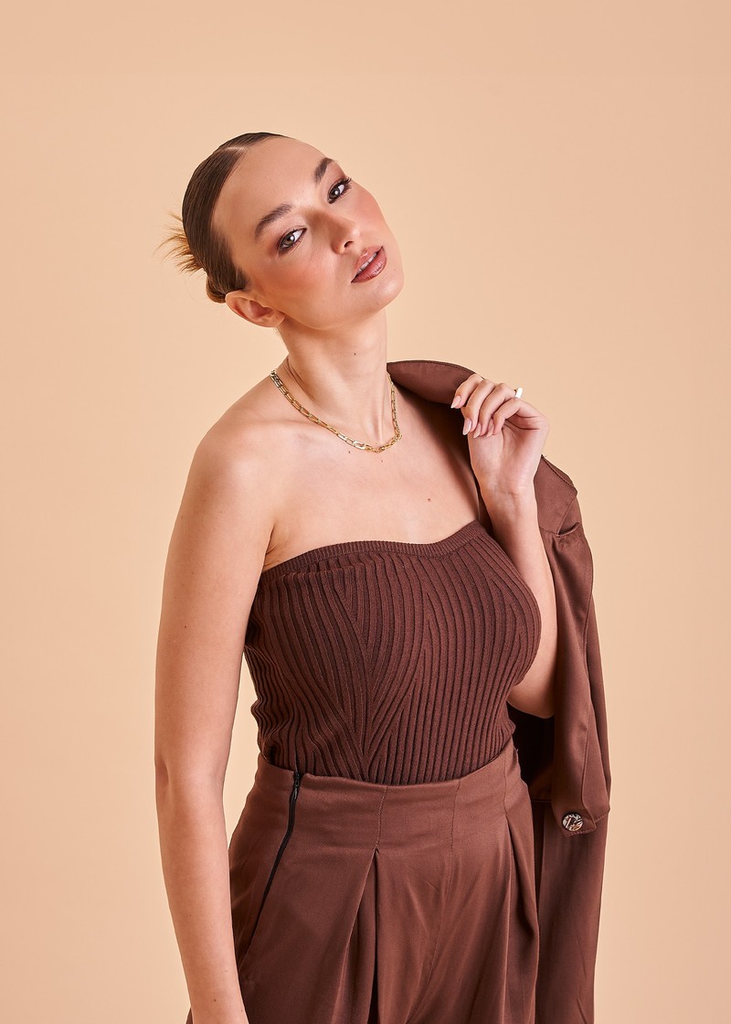 top strapless brown