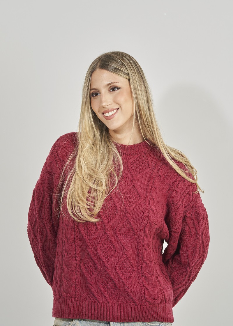 sweater cottony maroon