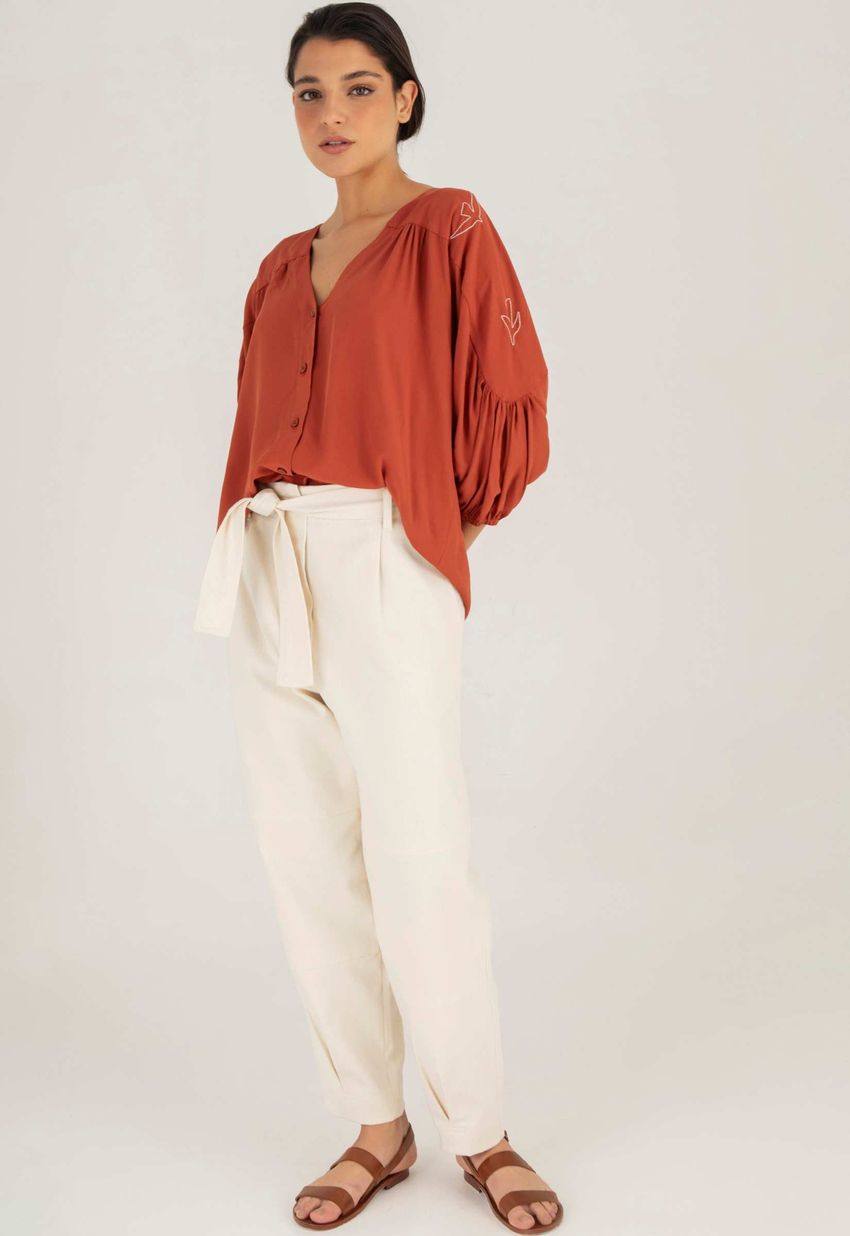 Blusa Ateliê Bordada