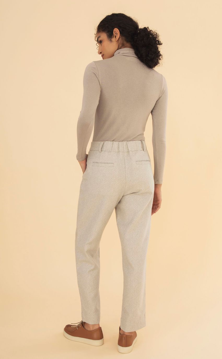 Calça Reta Jacquard Pintadinho