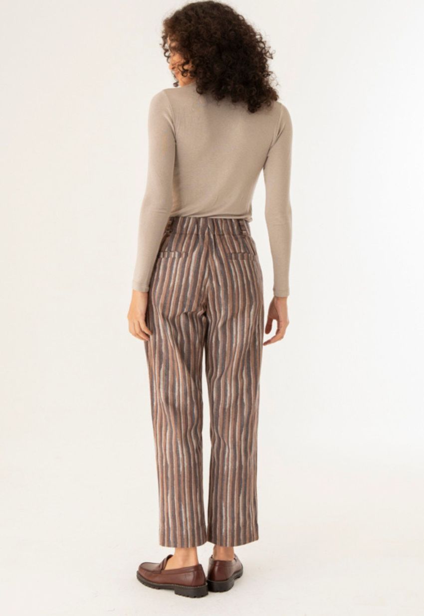 Calça Reta Jacquard Solo