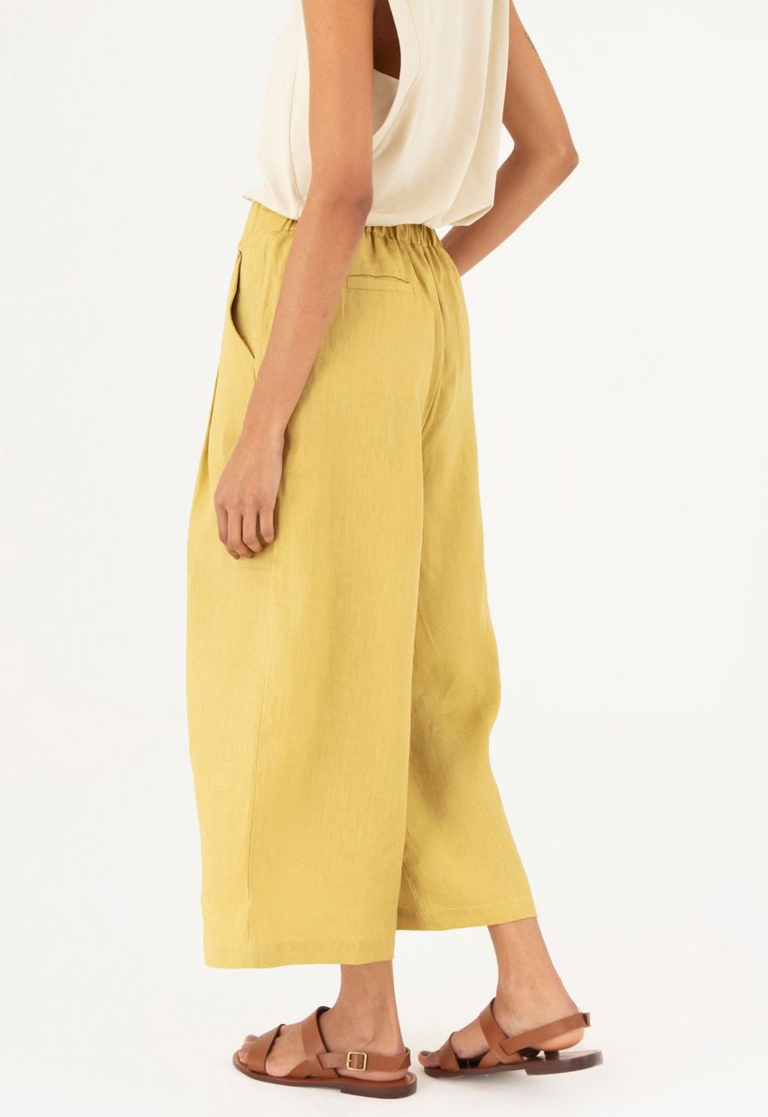 Calça Pantacourt Linho Siciliano