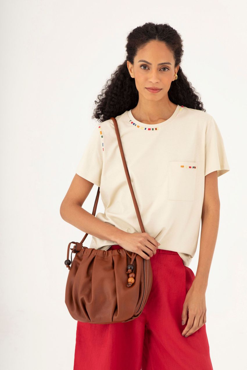 Camiseta Confete Areia