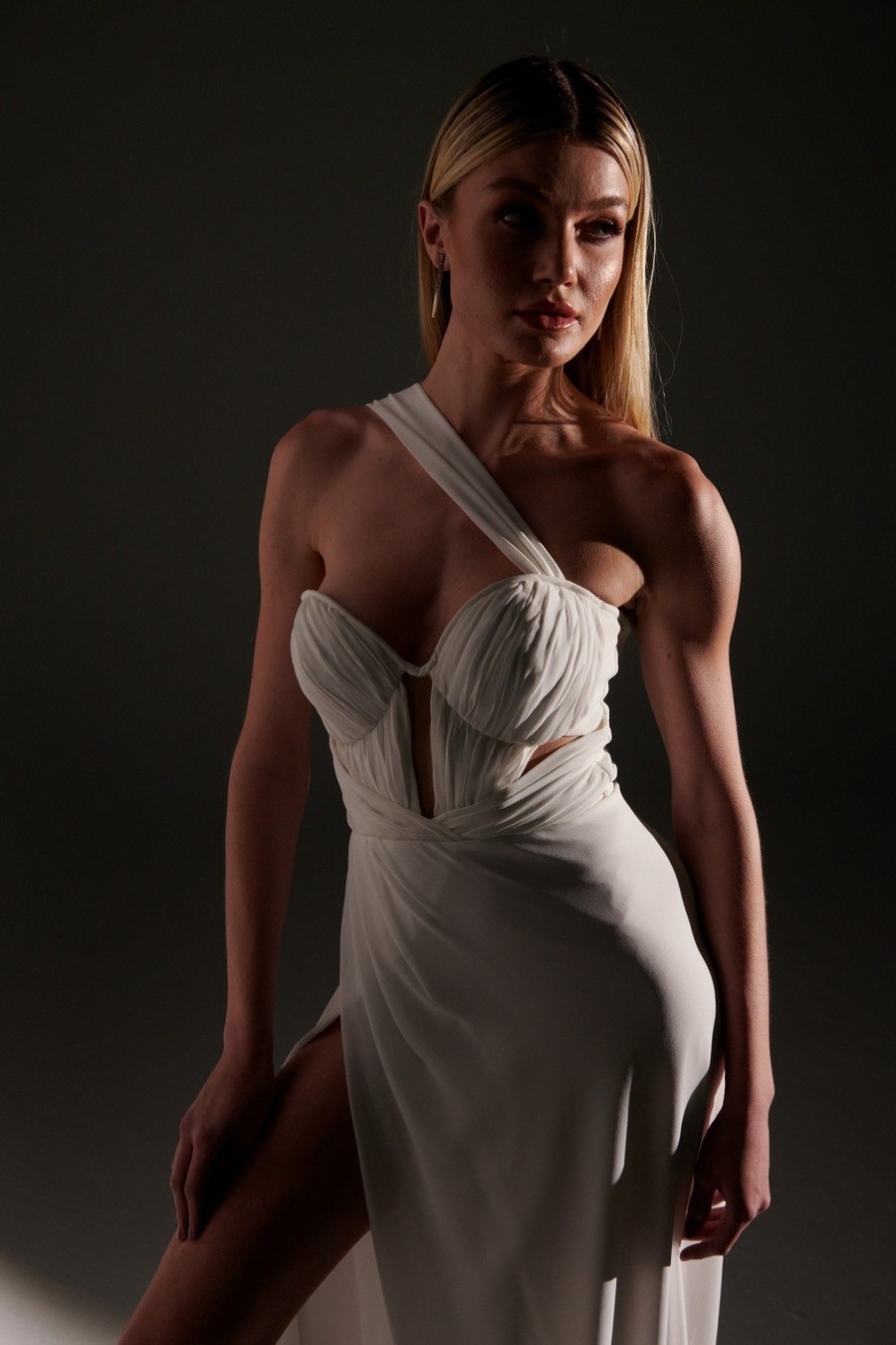 vestido bonet off white 1247043 inti