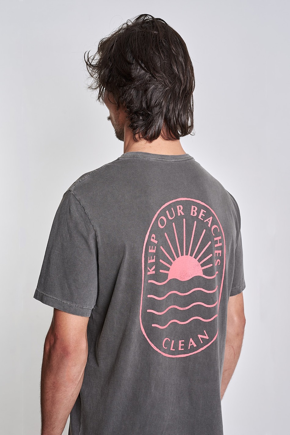 Camiseta Keep Our Beaches Clean Cinza Old