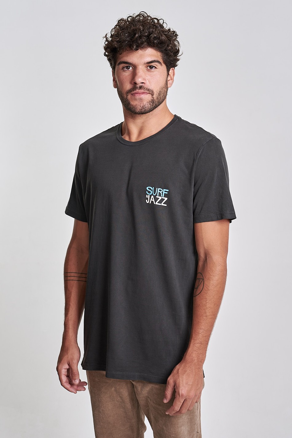 Camiseta Surf N Jazz II Preto Old