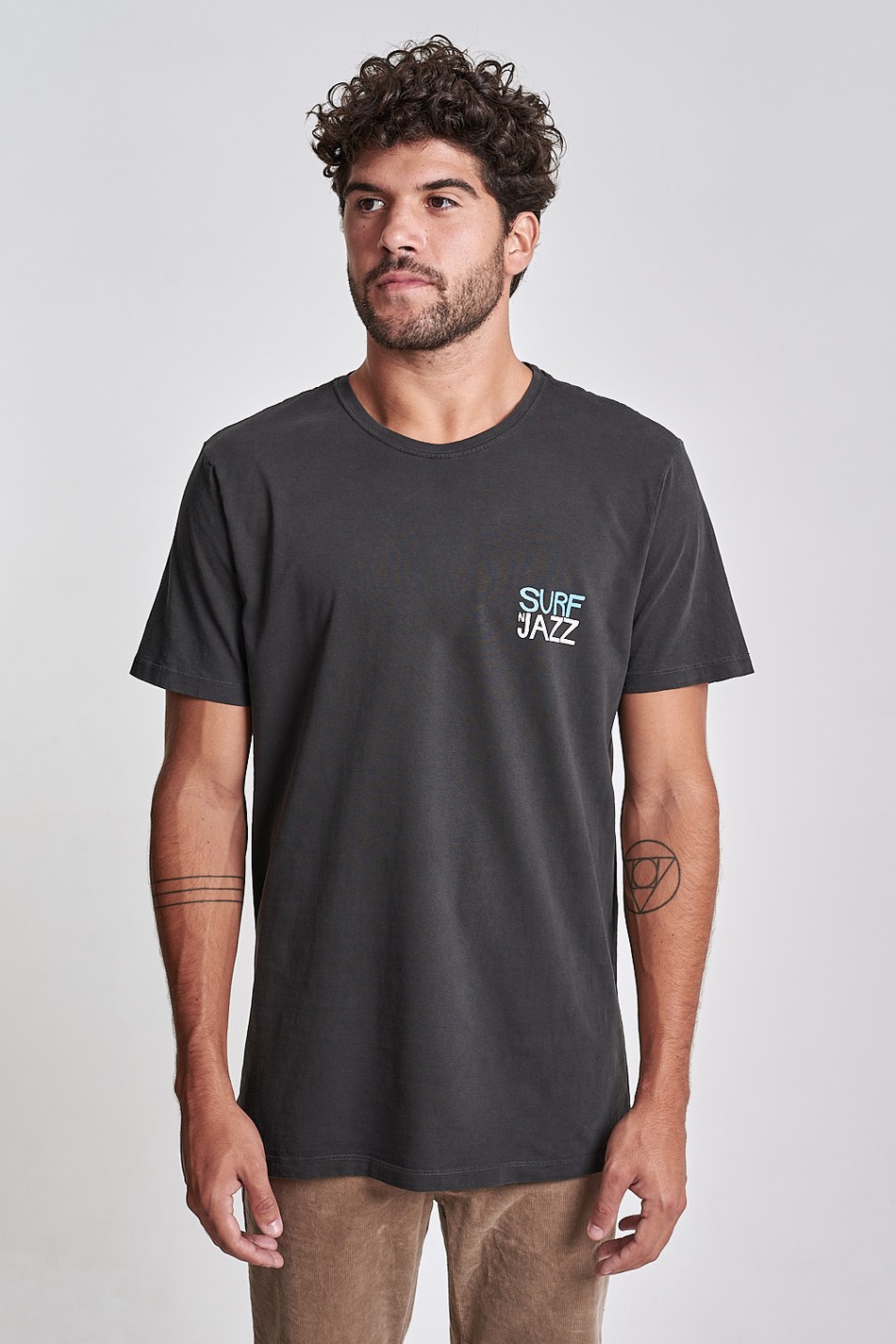 Camiseta Surf N Jazz II Preto Old