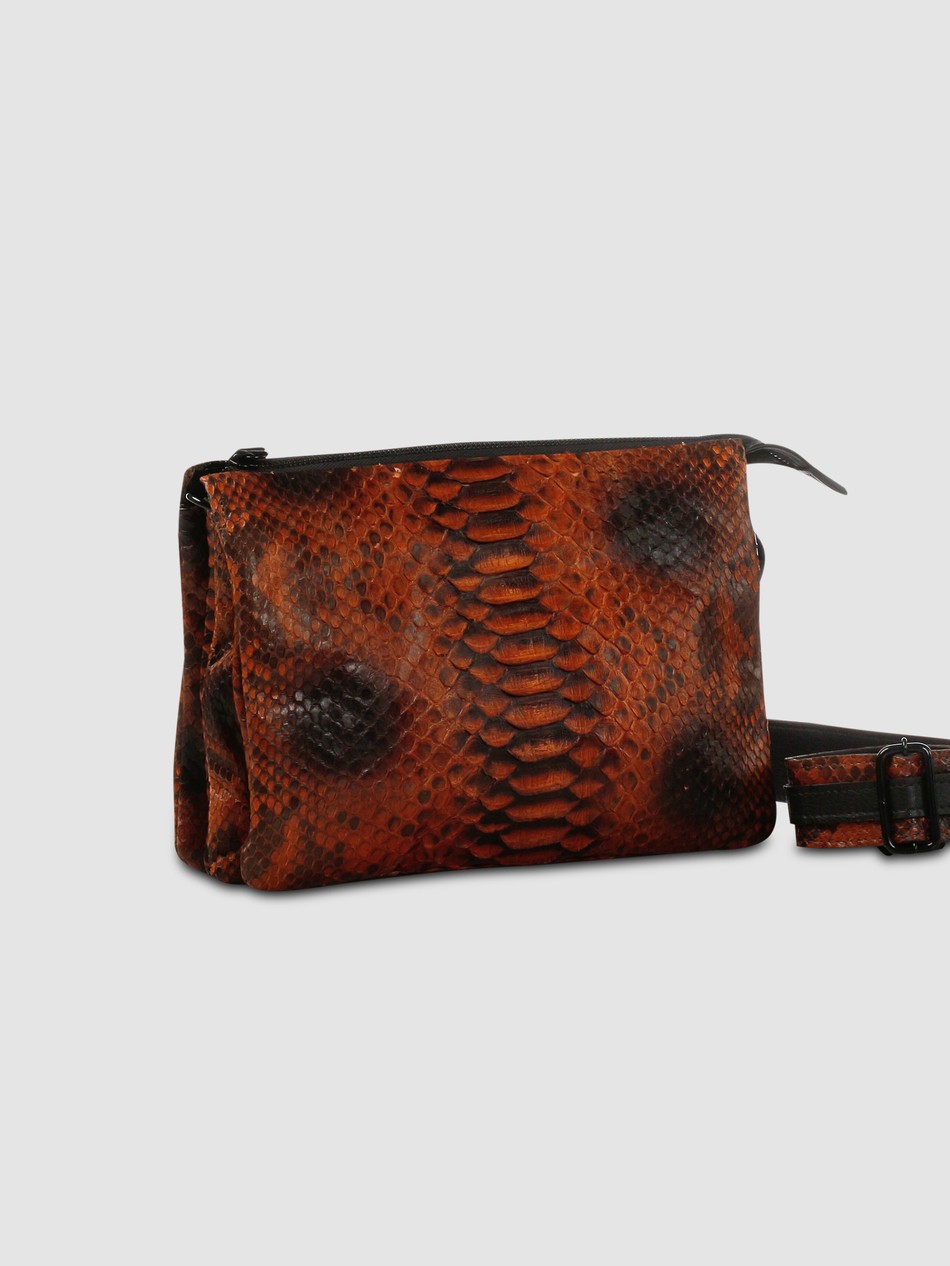 BOLSA SARACÁ COURO PYTHON LARANJA