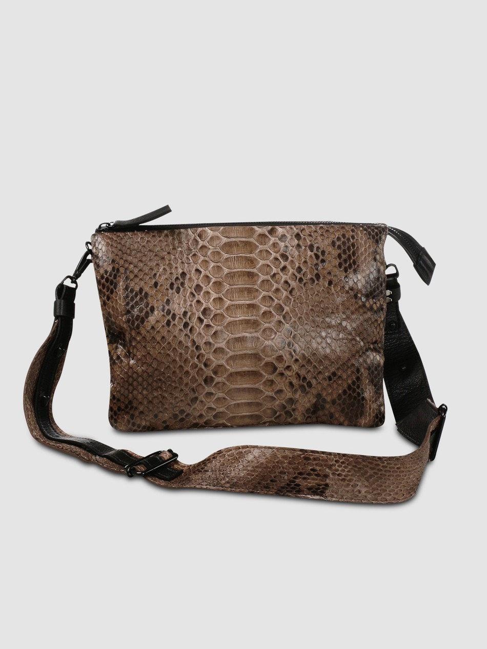 BOLSA SARACÁ COURO PYTHON FENDI