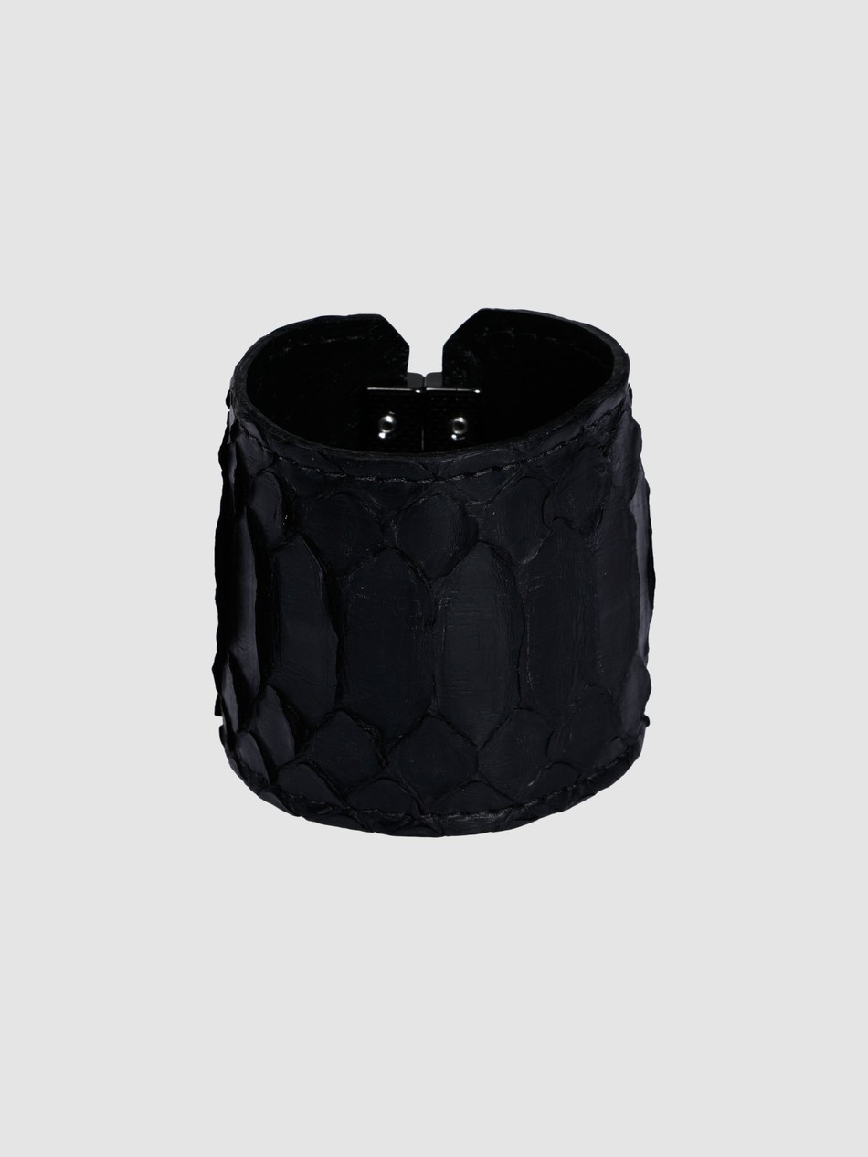 BRACELETE GUERREIRO COURO DE PYTHON PRETO