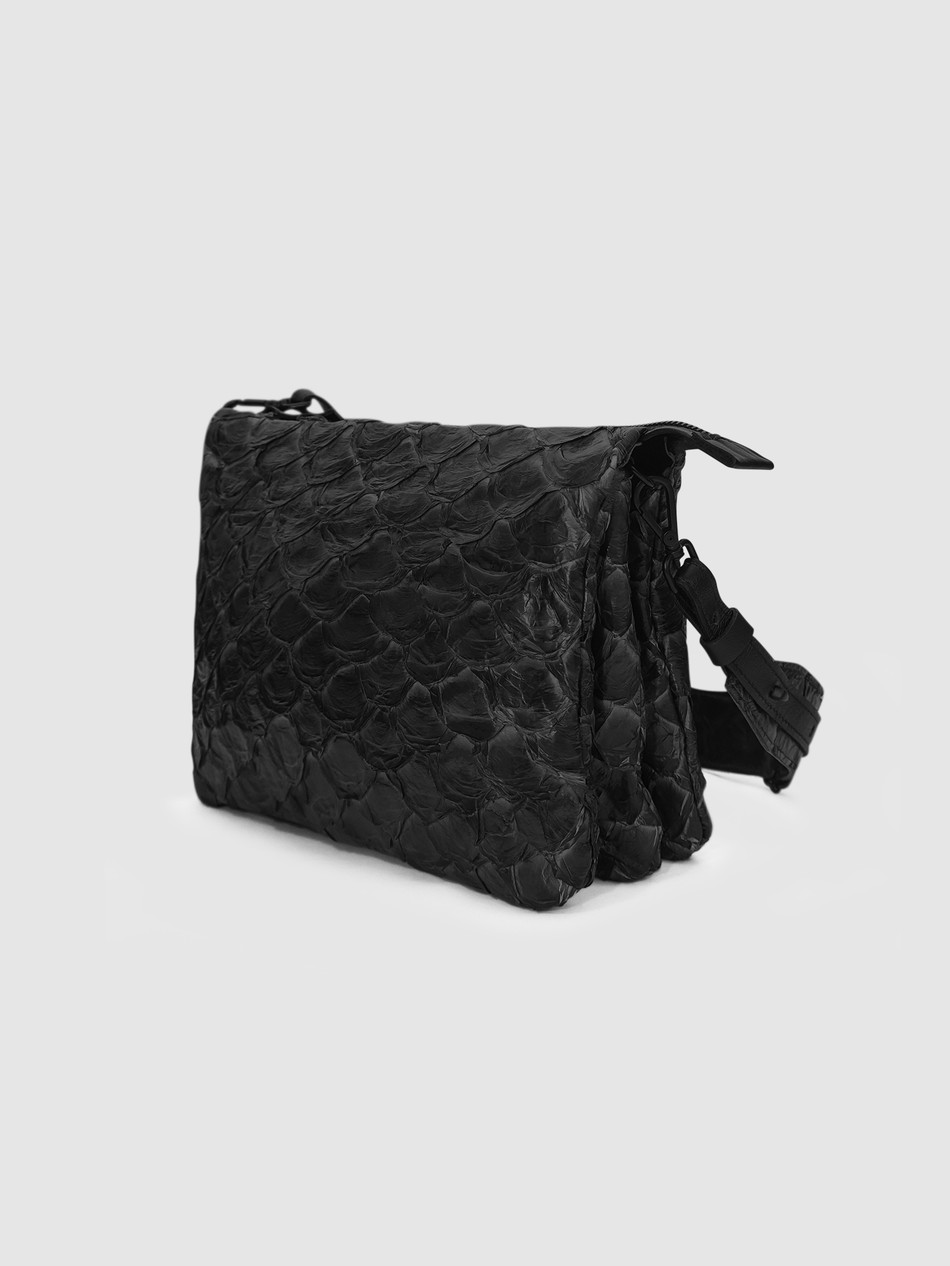 BOLSA SARACÁ COURO PIRARUCU PRETO