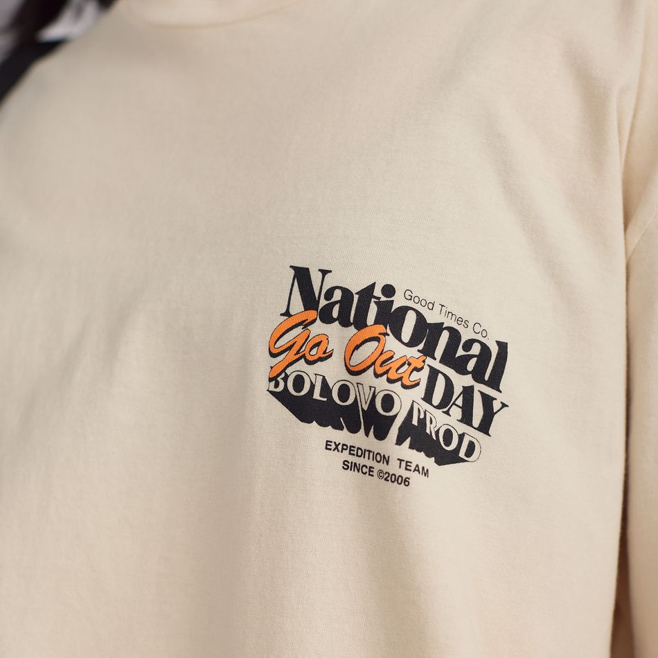 Camiseta National Day Bege