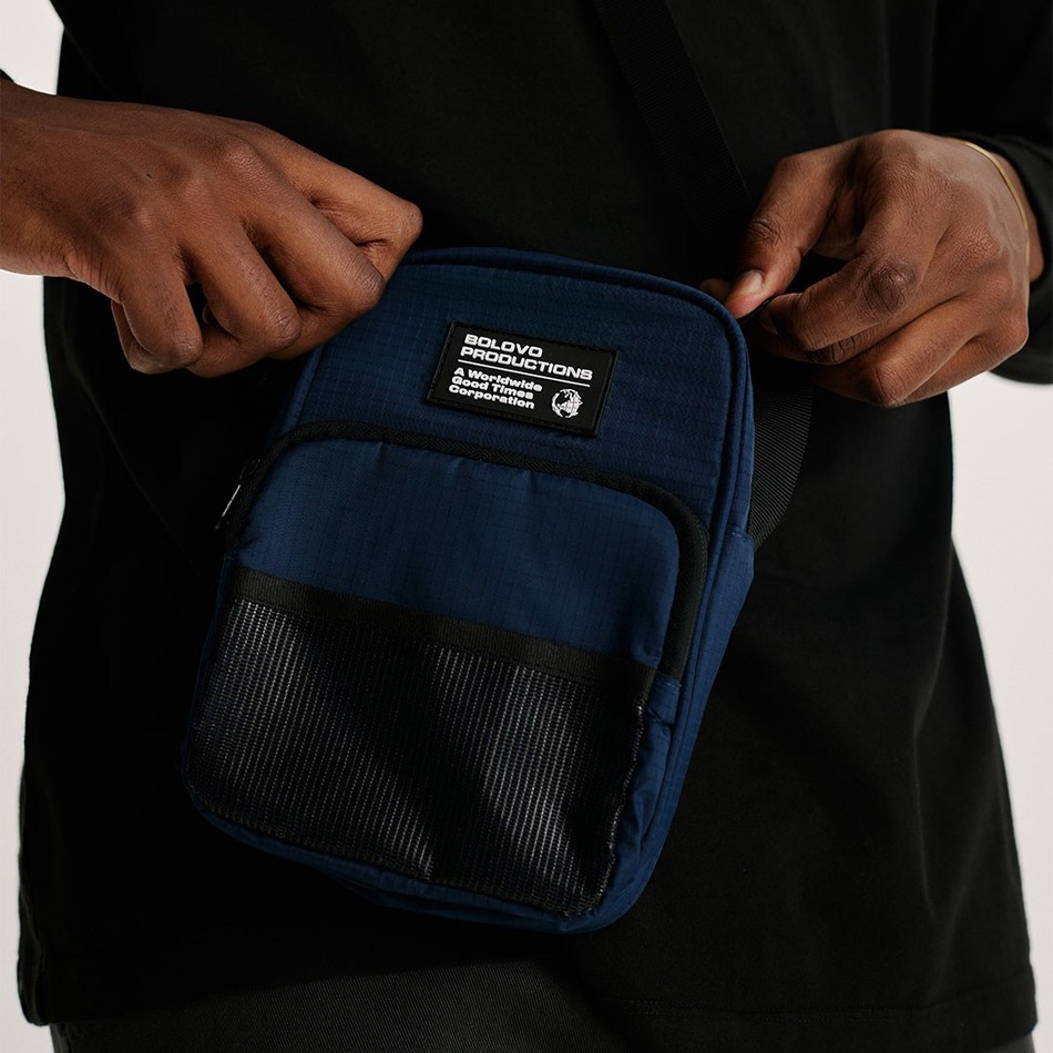 BLV Corp. Shoulder Bag Azul