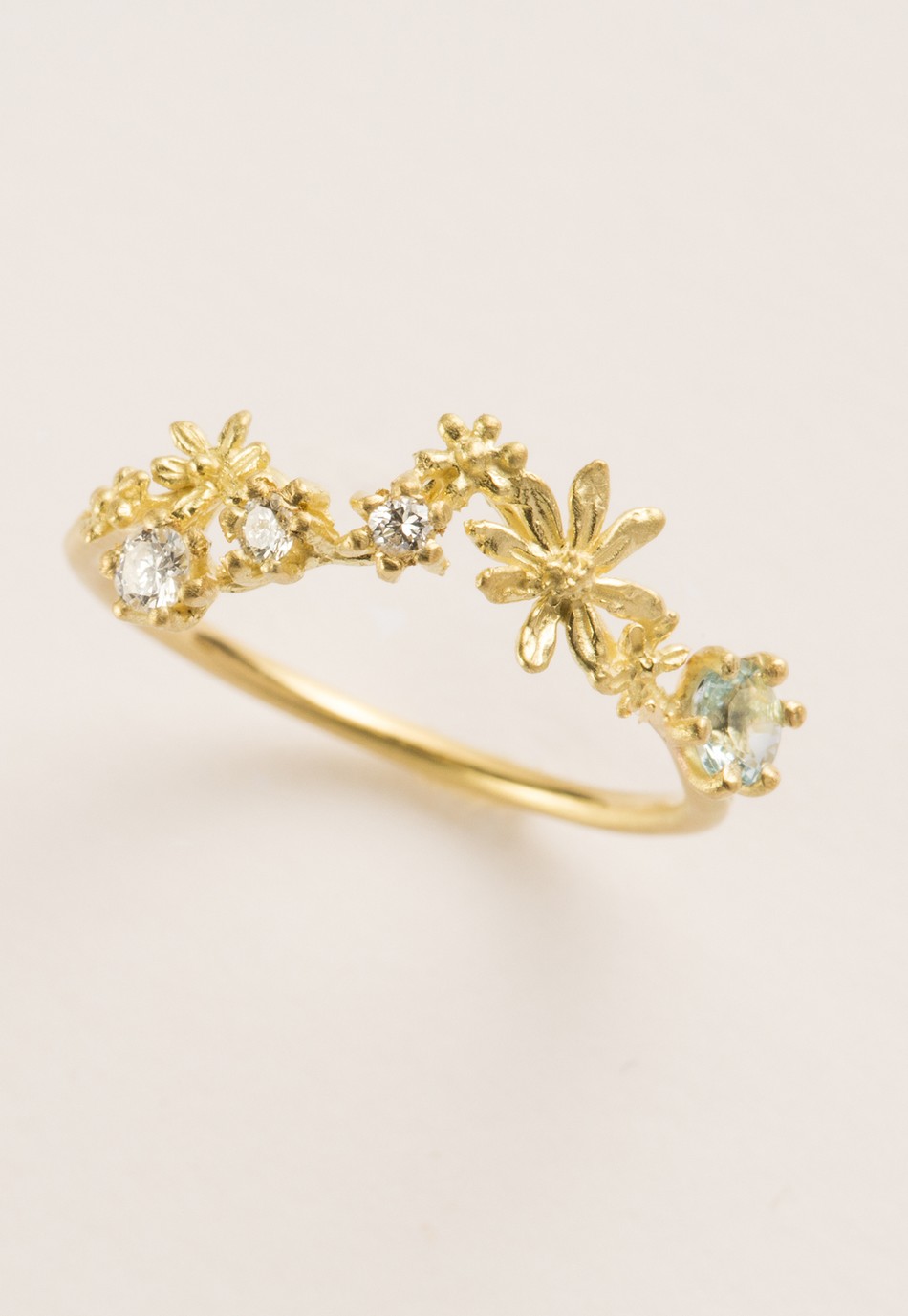 anel néctar turmalina azul e diamantes