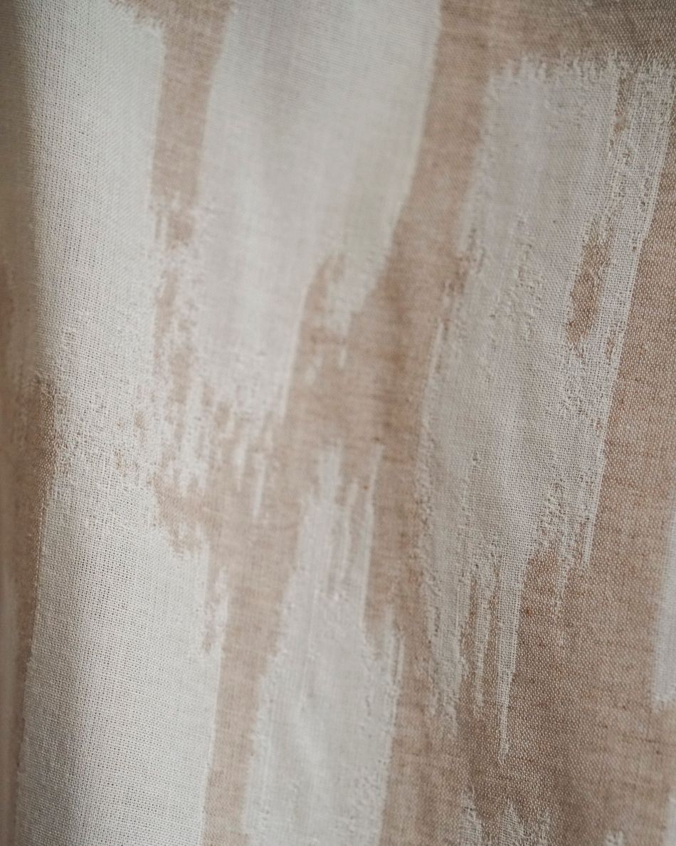 Vestido transpasse jacquard bege