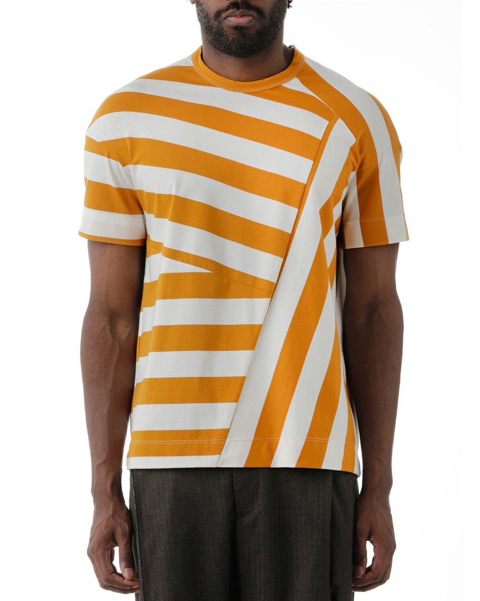 Camiseta Listras Nando Amarelo e Branco