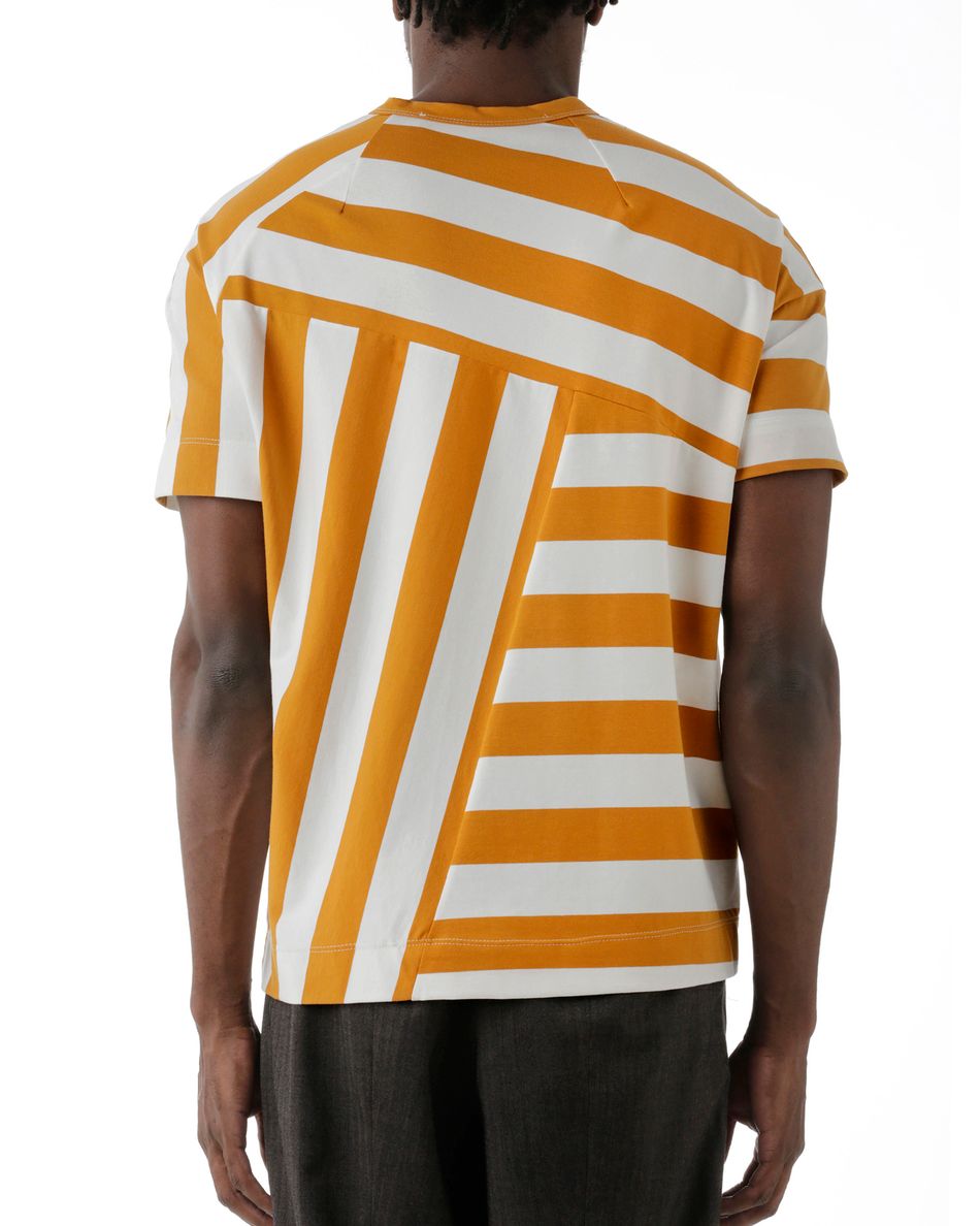 Camiseta Listras Nando Amarelo e Branco