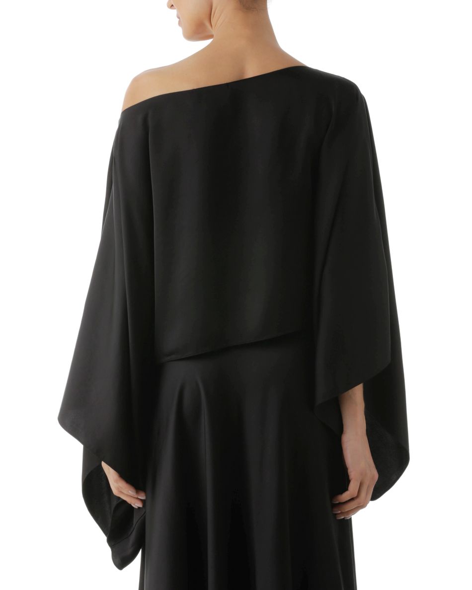 Blusa Retângulo Bordado Preto