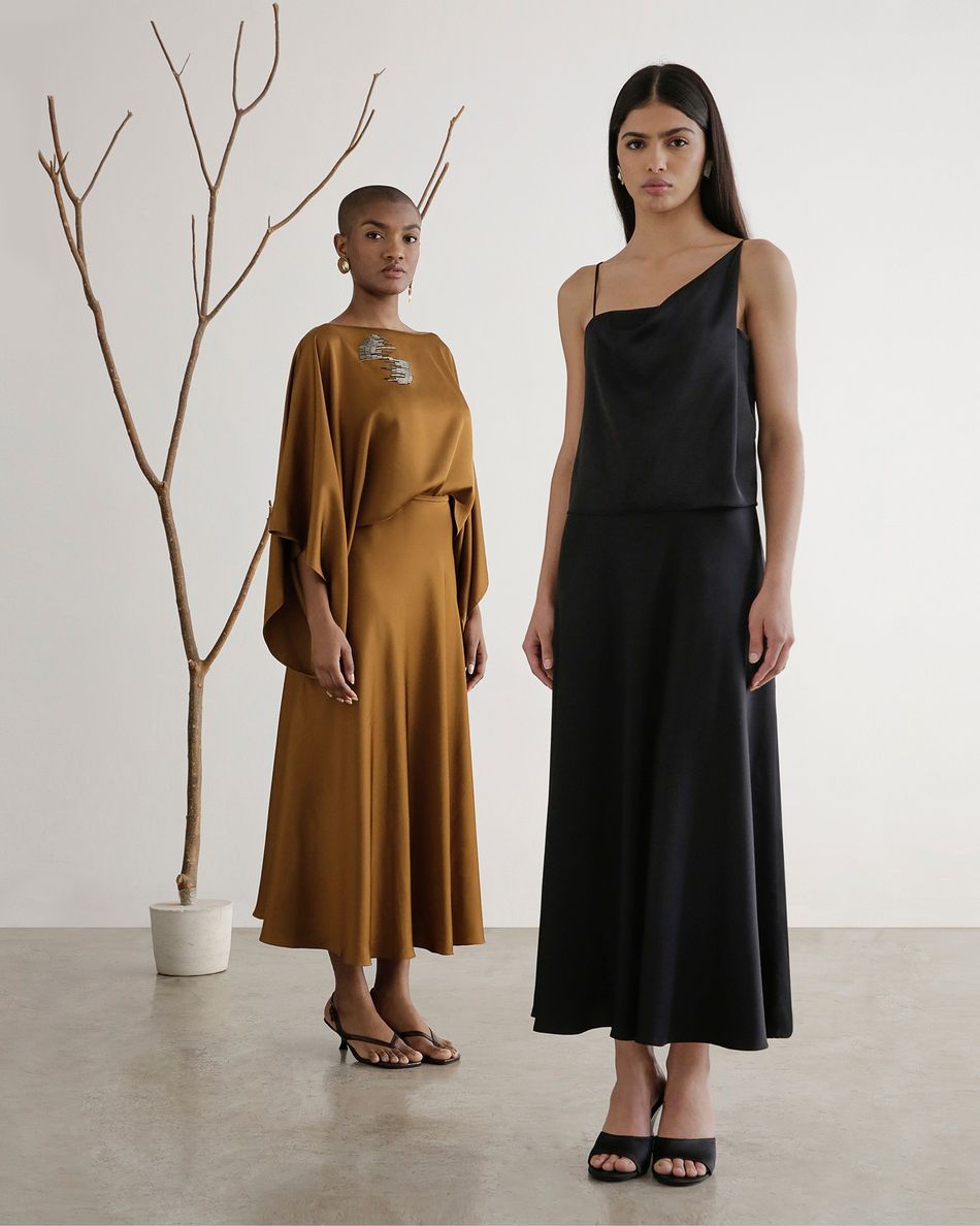 Blusa Retângulo Bordado Marrom