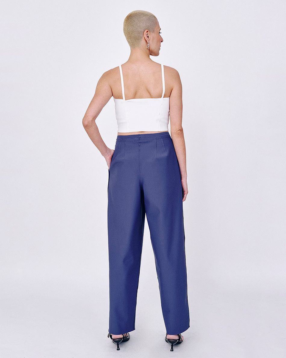 Calça Reta com Vinco Azul