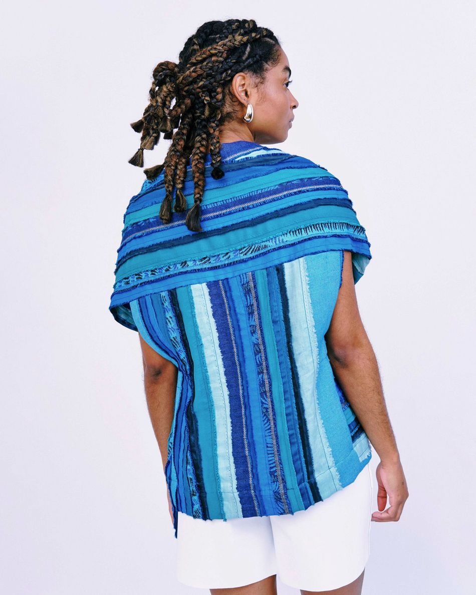 Blusa Ourelas Azul