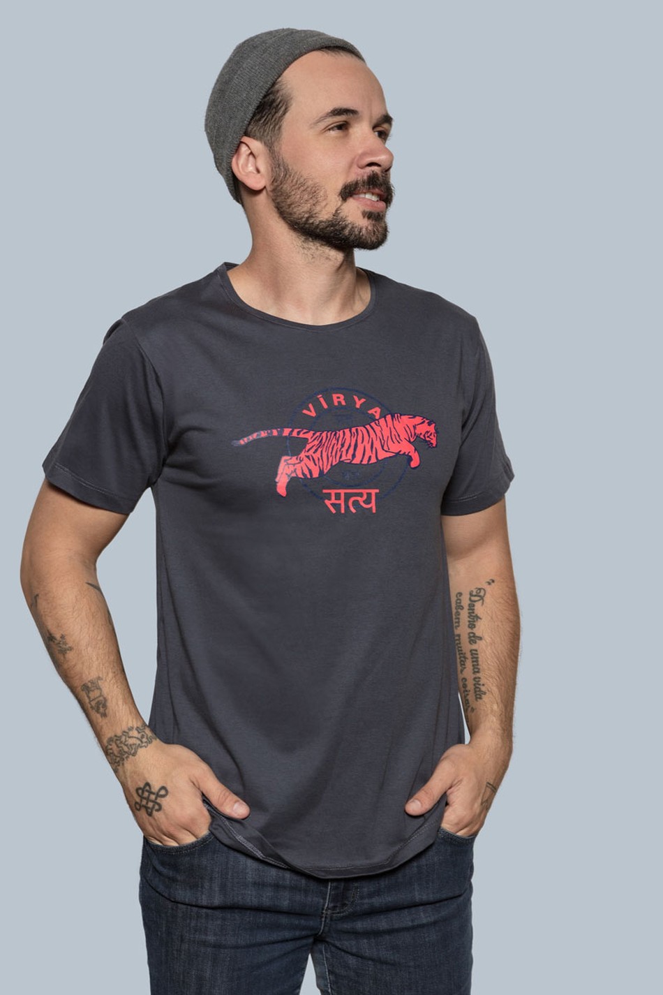 T-shirt masculina estampa tigre feita em algodão orgânico