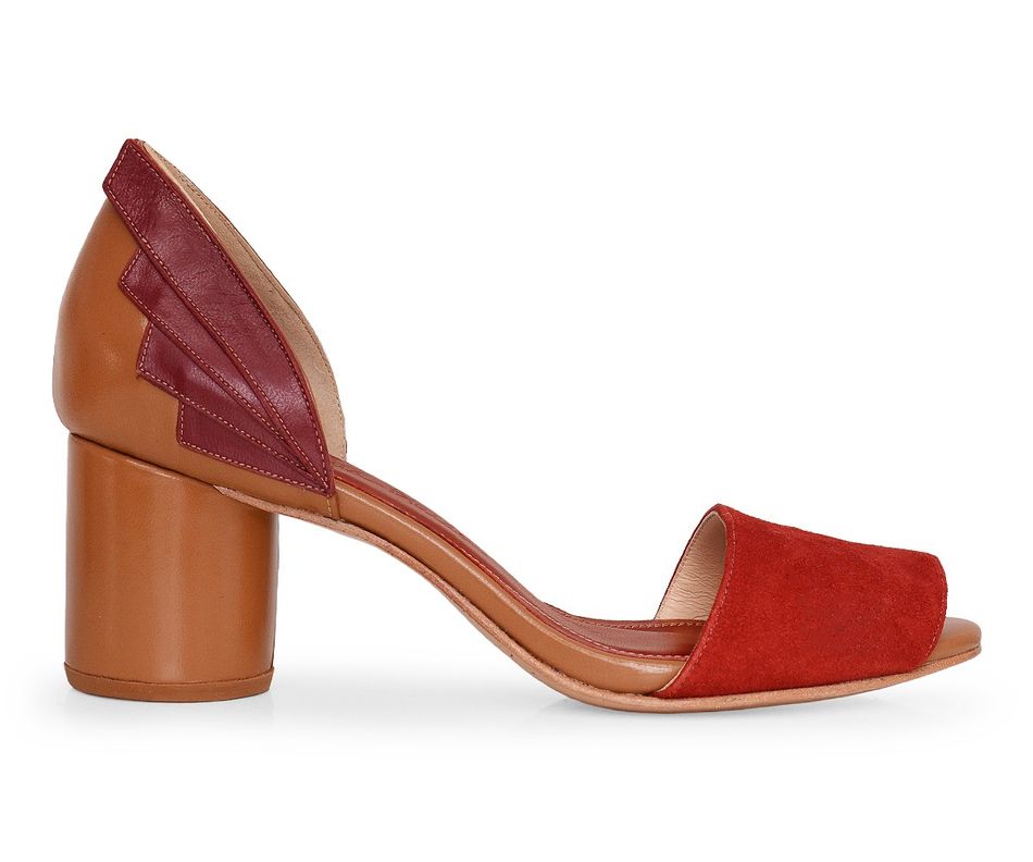 Sandália Yumi - Camelo + Bordô | salto medio 6.5cm