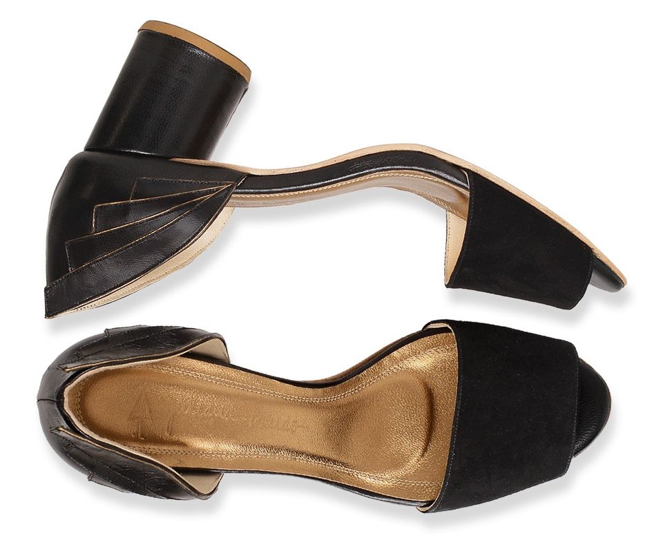 Sandália Yumi - Preto | salto medio 6.5cm