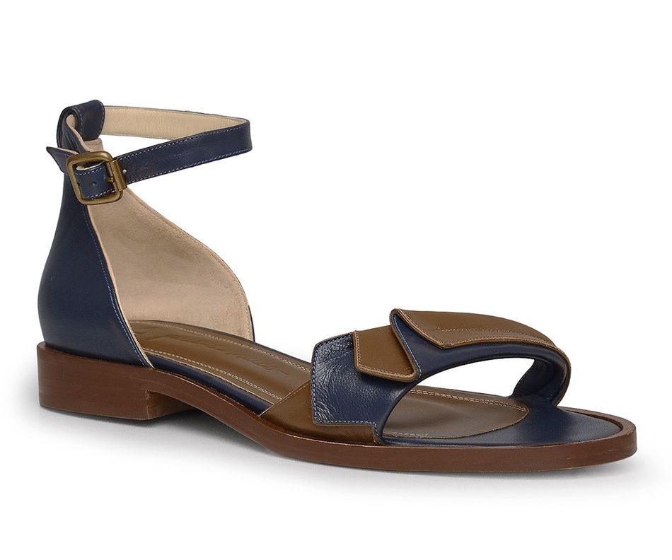 Sandália Baixa Miyake | Marinho + Fendi | salto baixo 2cm