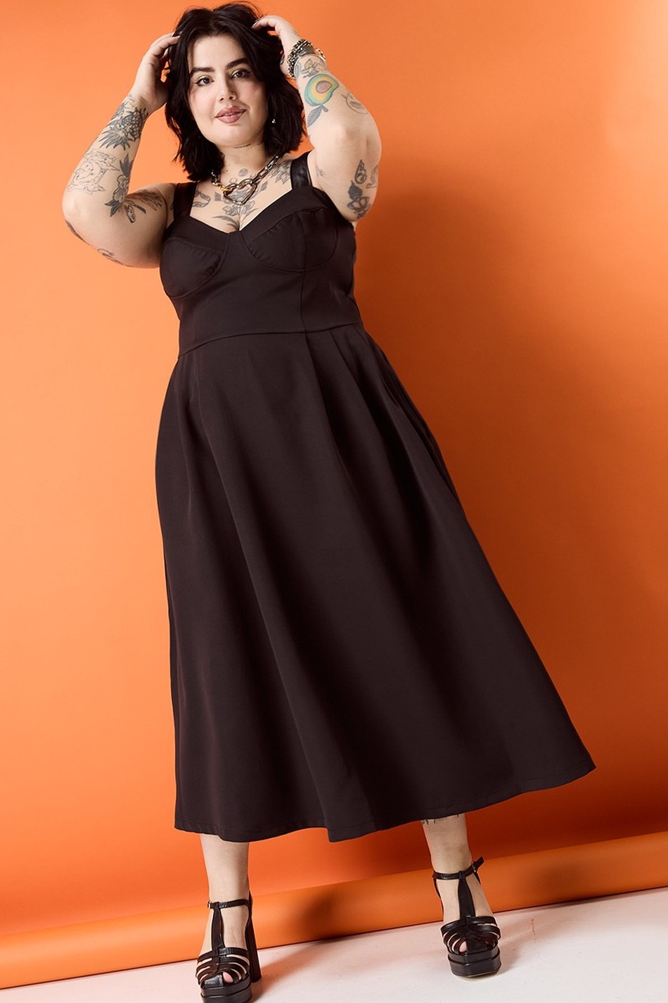 VESTIDO LONDRES PRETO