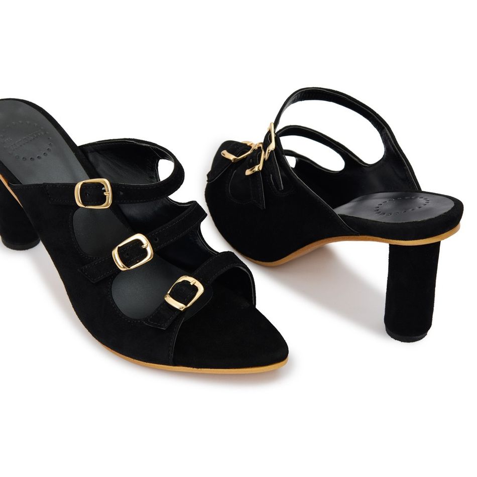 SANDÁLIA JACKIE CAMURÇAPRETO 