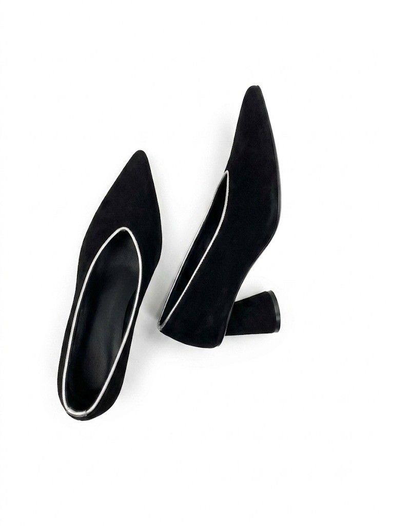 SCARPIN GLORINHA PRETO COM PRATA 