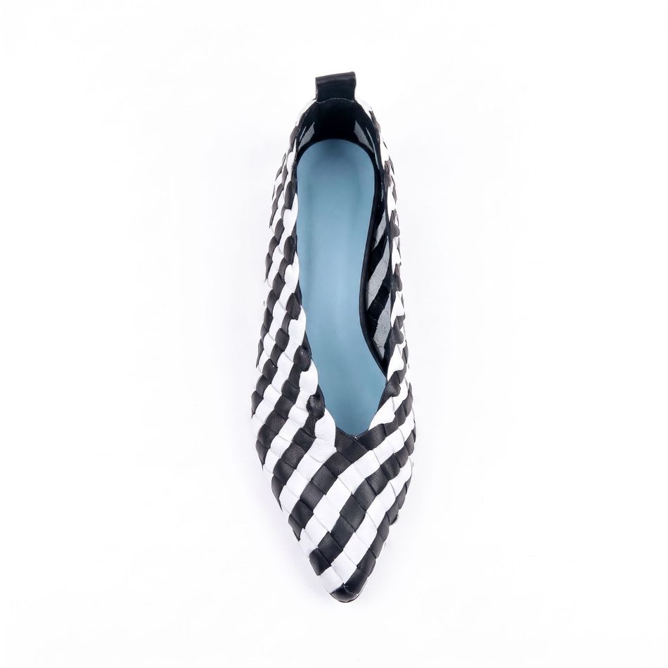 SAPATILHA GLORINHA TRESSE PRETO E BRANCO
