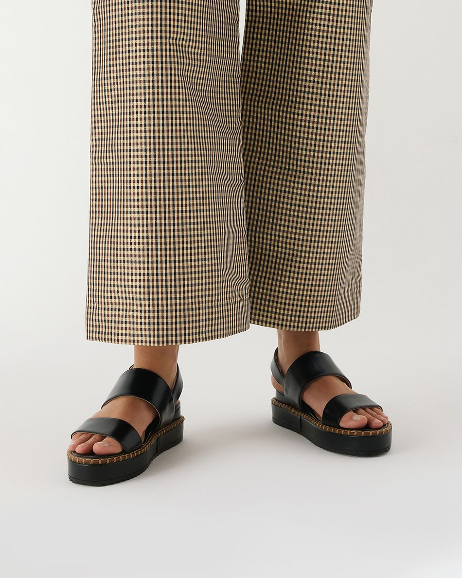 Flatform Julia Couro Preta