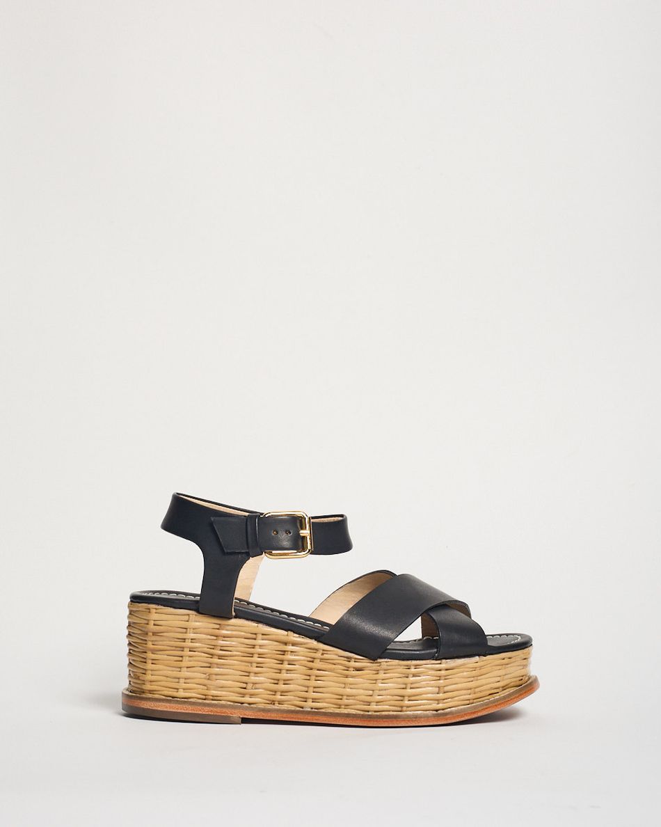 Flatform Oli Preta