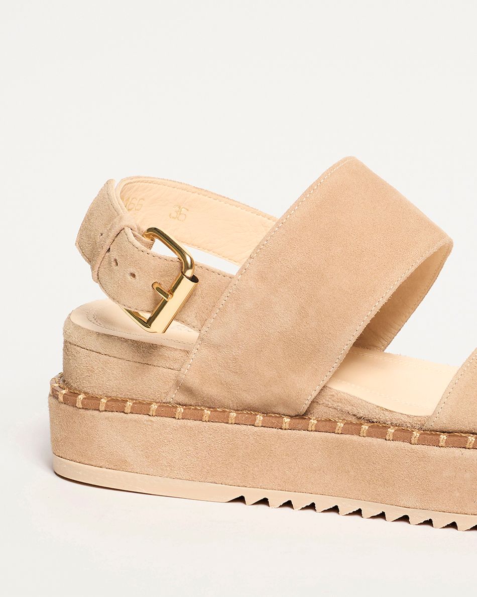 Flatform Julia Camurça Areia