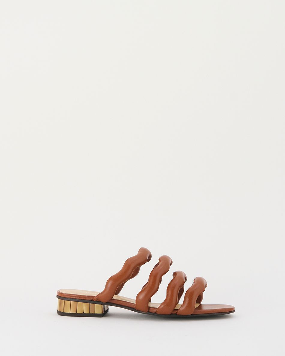 Sandália Rasteira Chloe Cognac