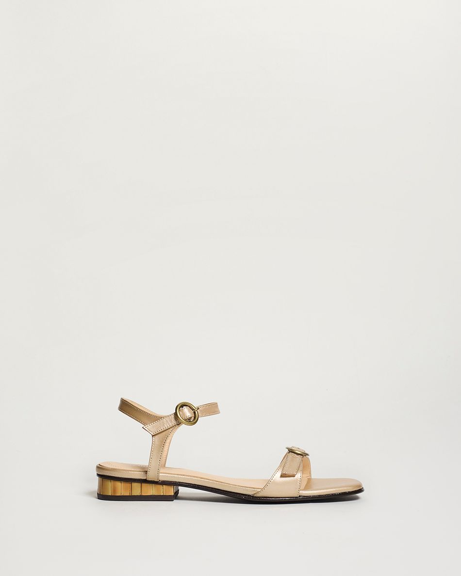 Flat Vivi Ouro
