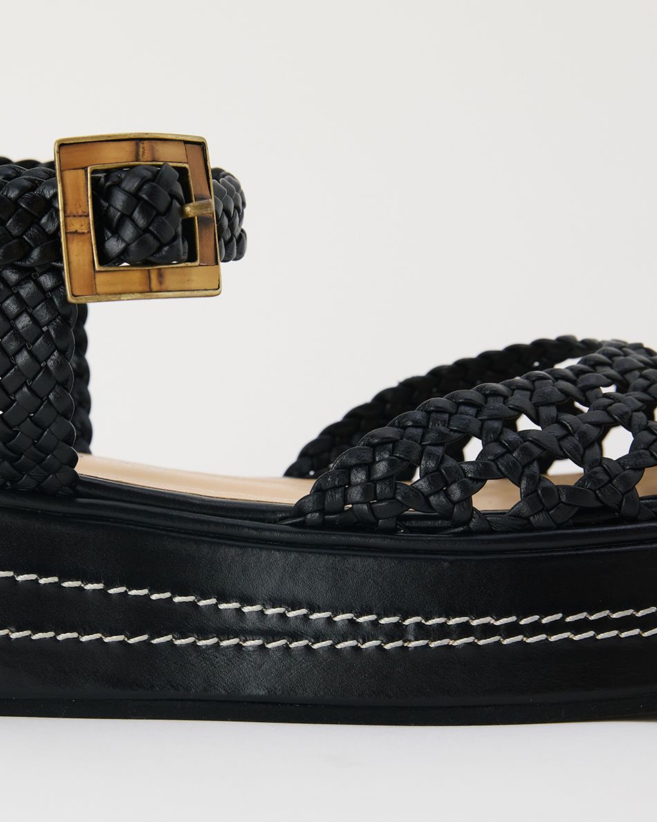 Flatform Mary Jane Tresse Preto