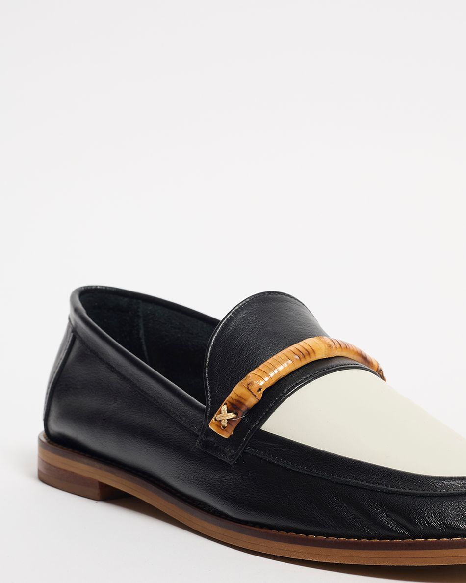 Mocassim Olivia Preto e Branco