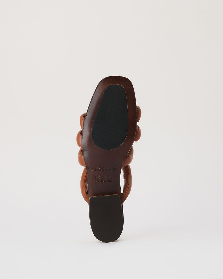Sandália Rasteira Chloe Cognac