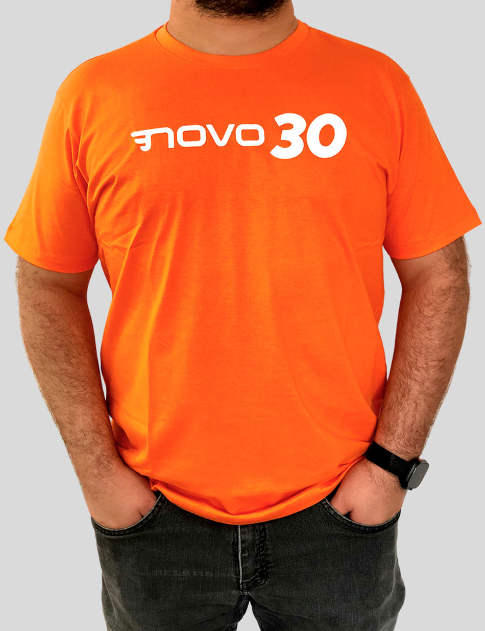 Camiseta Novo30 Laranja (Unissex)
