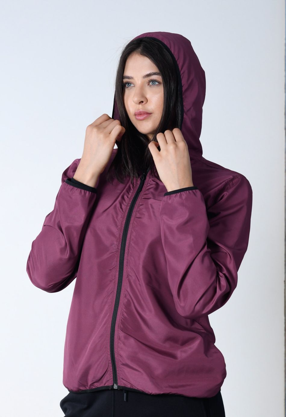 JAQUETA CORTA VENTO FEMININA BASIC