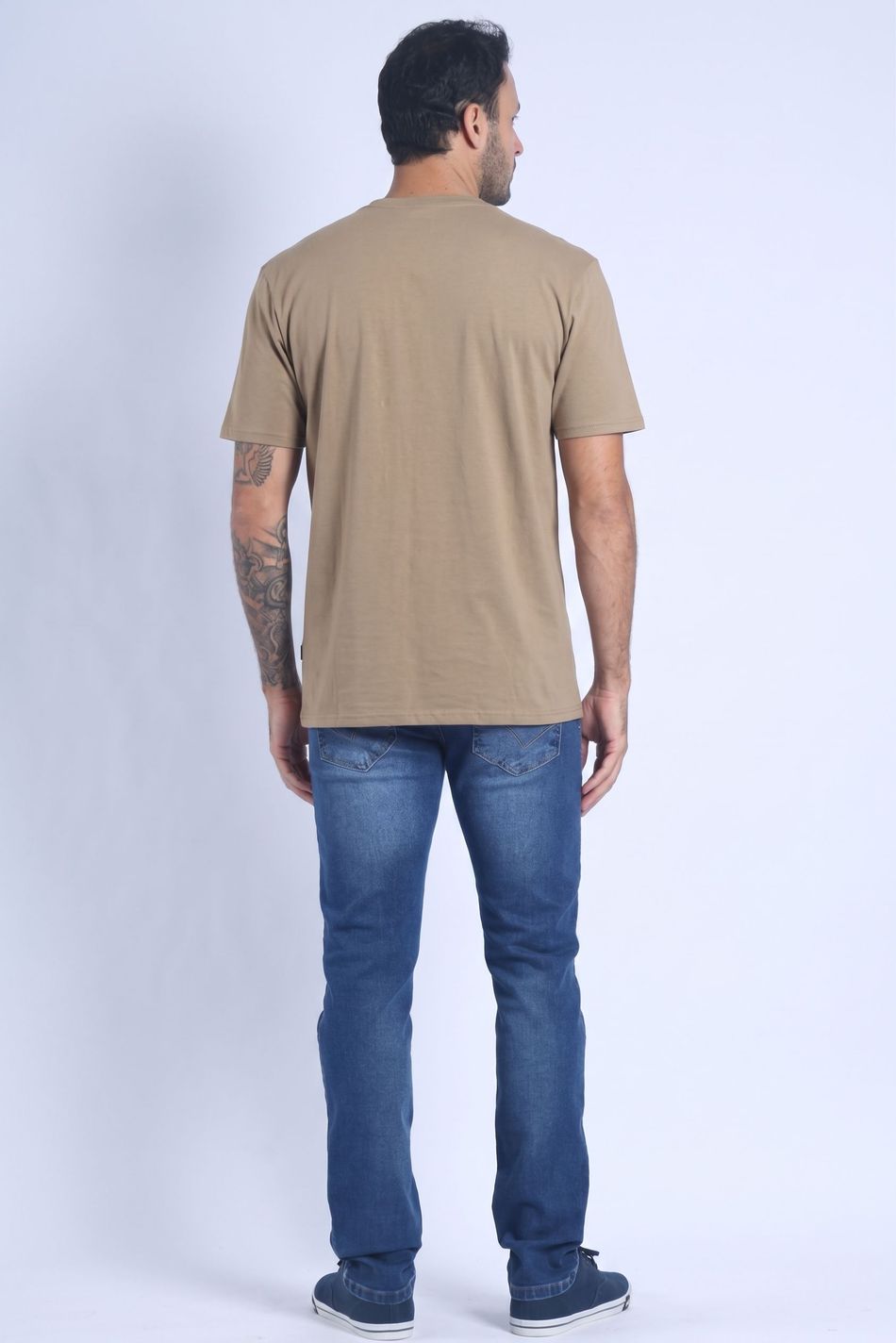 CAMISETA OCEANO RELEVO MALHA CONFORTO