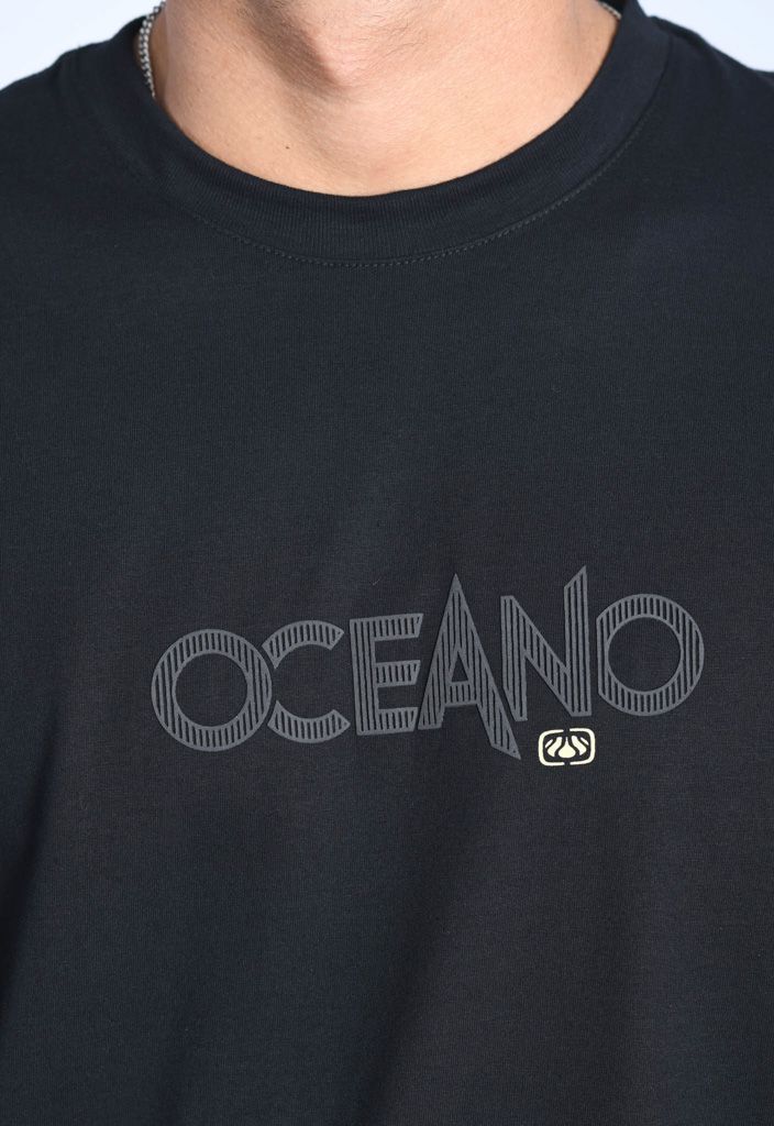 CAMISETA OCEANO RELEVO TECH STAYS FRESH