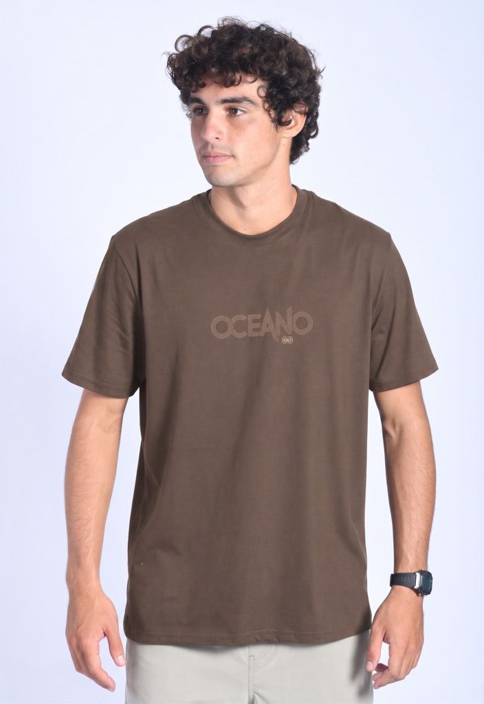 CAMISETA OCEANO RELEVO TECH STAYS FRESH
