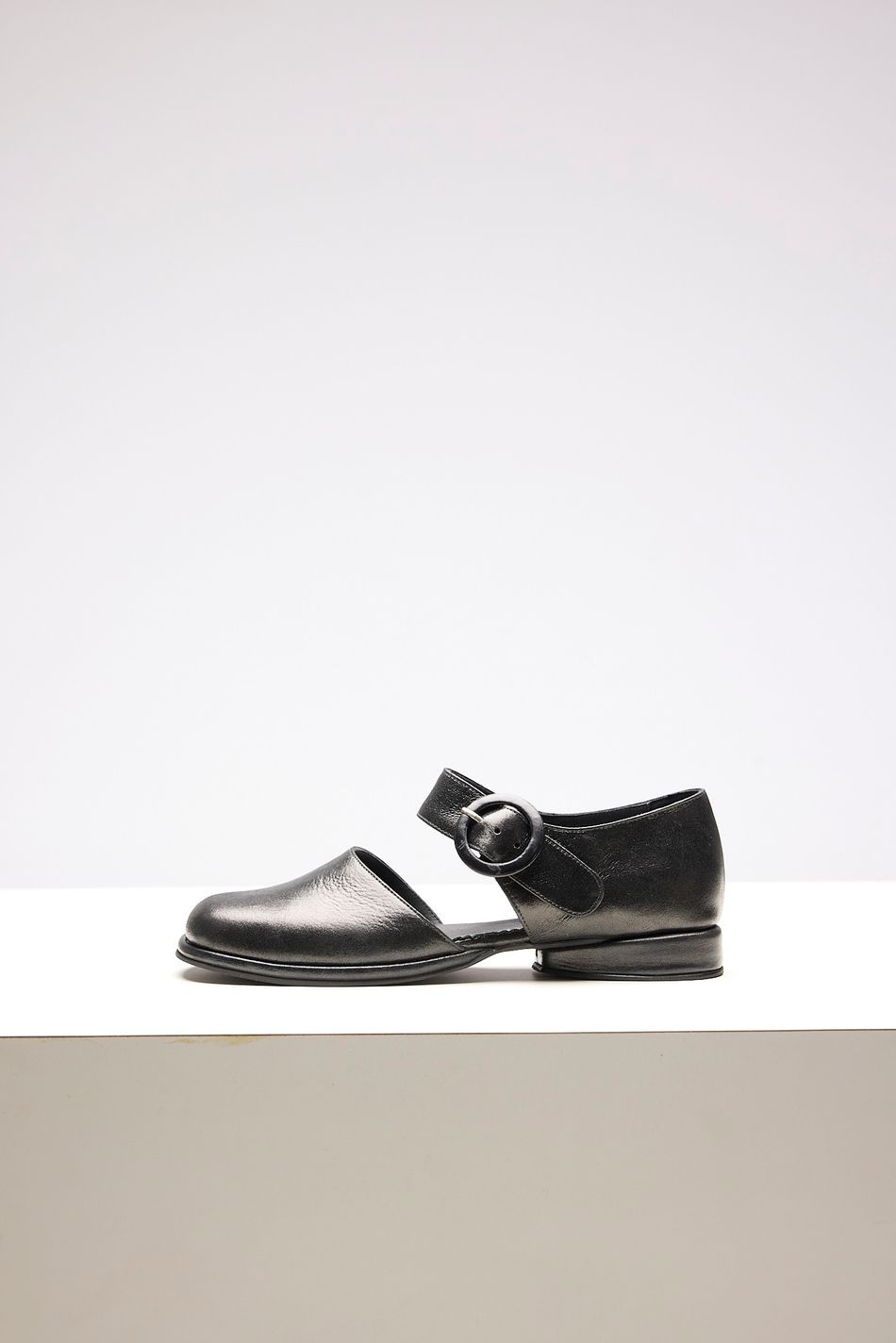 SAPATO BAIXO PRETO
