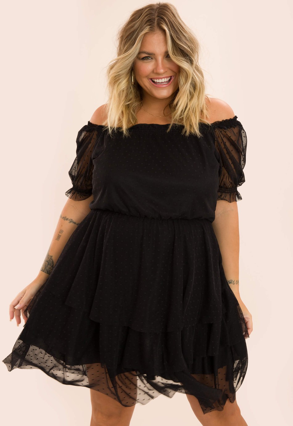 VESTIDO CURTO DE TULE PRETO BRIGITTE