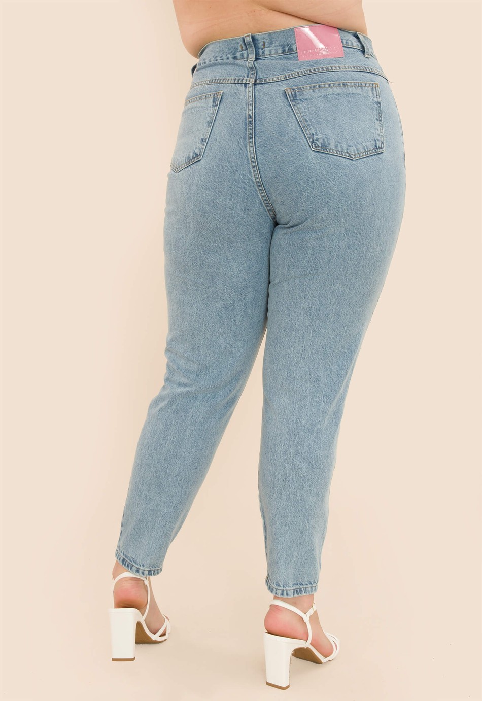 CALÇA JEANS MANUELA