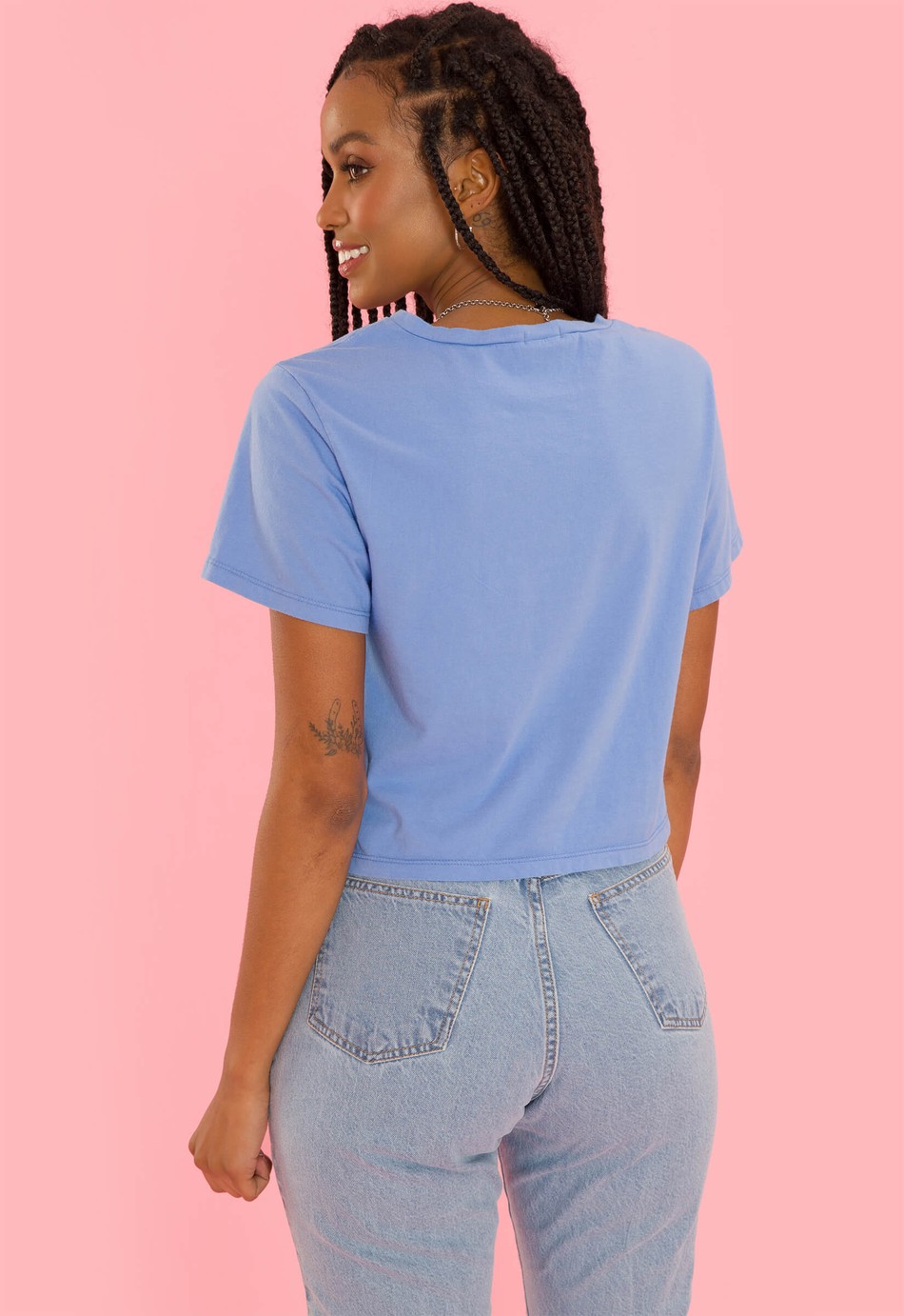 CROPPED ALONGADO DE MALHA CÁSSIA BABY BLUE